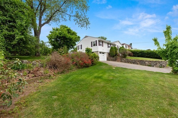 4 Valley Street Salem, MA 01970 - Photo 4 of 5