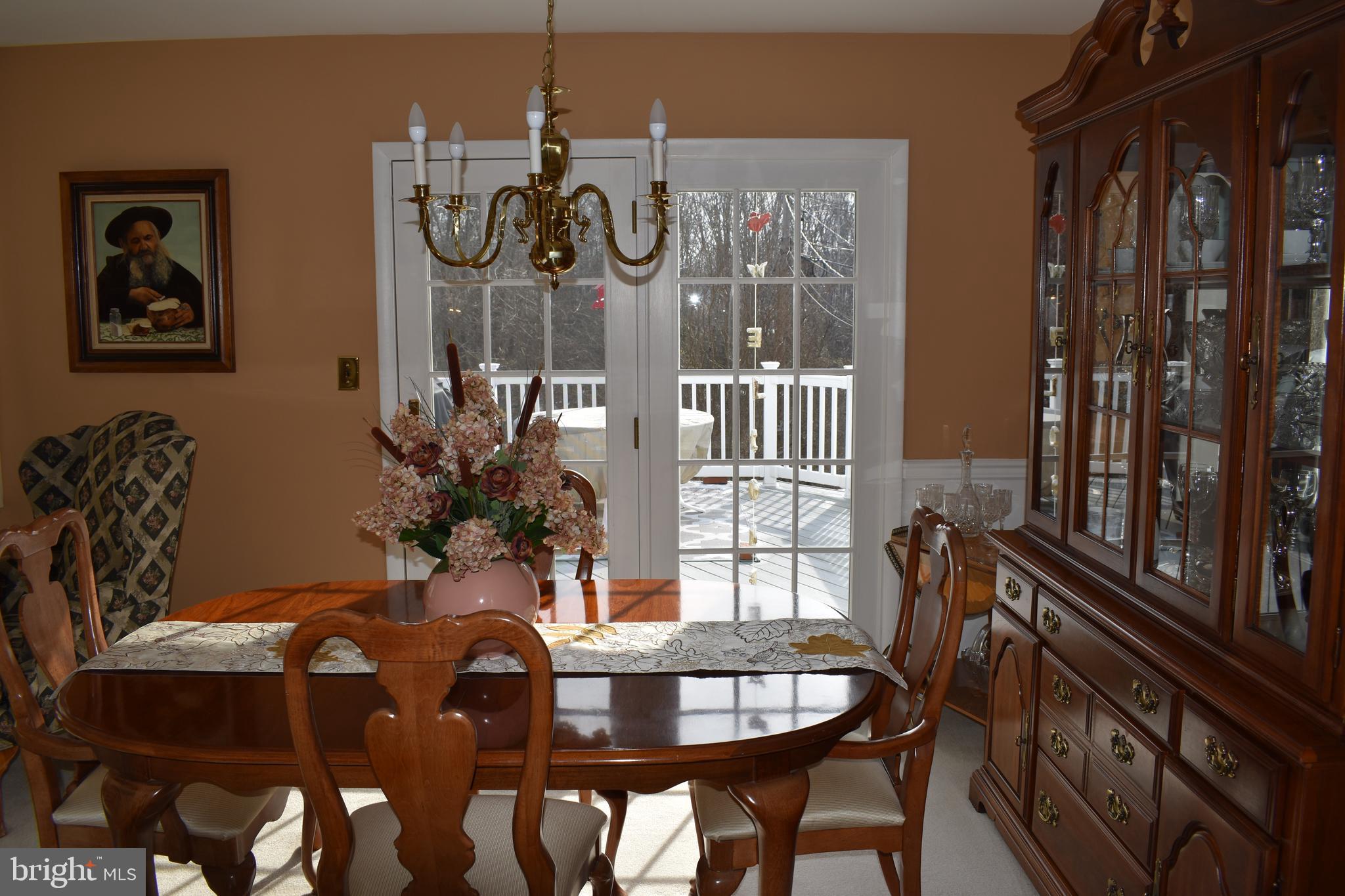 4420 Wynn Road Baltimore, MD 21236 - Photo 10 of 43 a dining room with furniture and window