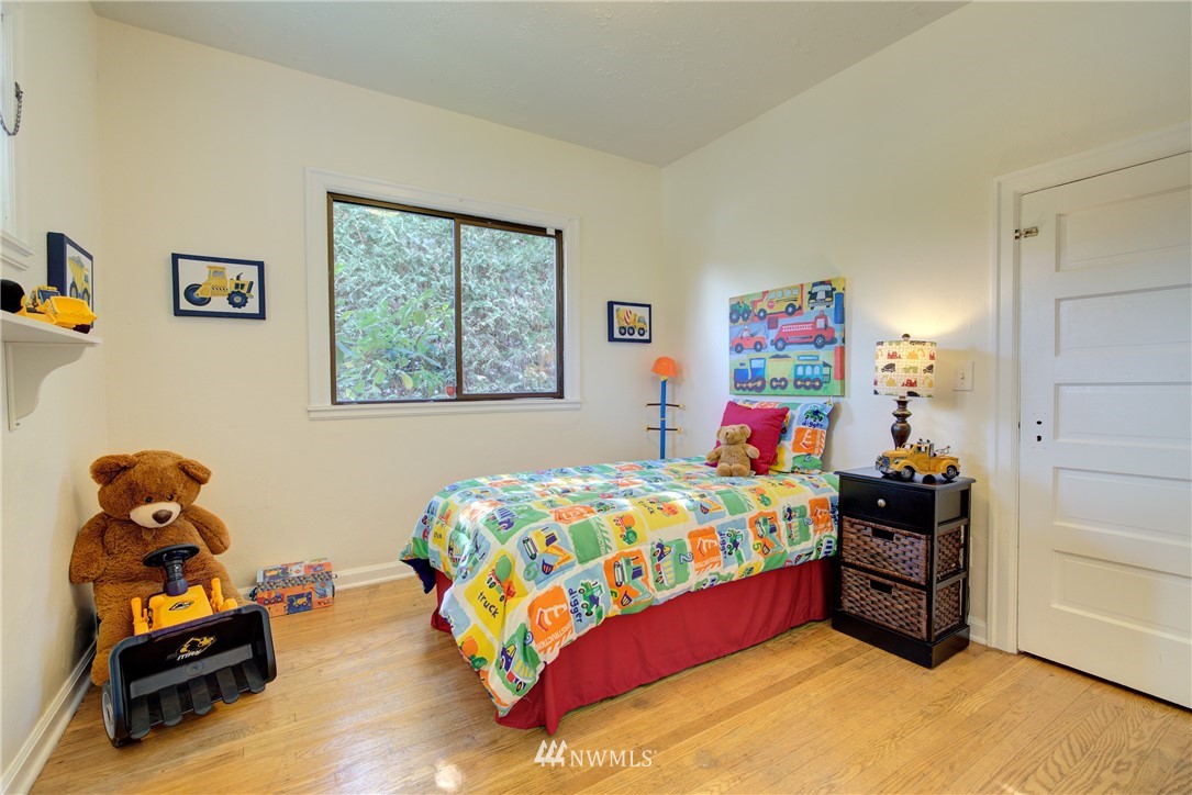 339 Meadow Avenue North Renton, WA 98057 - Photo 14 of 23 Gallery Image 14
