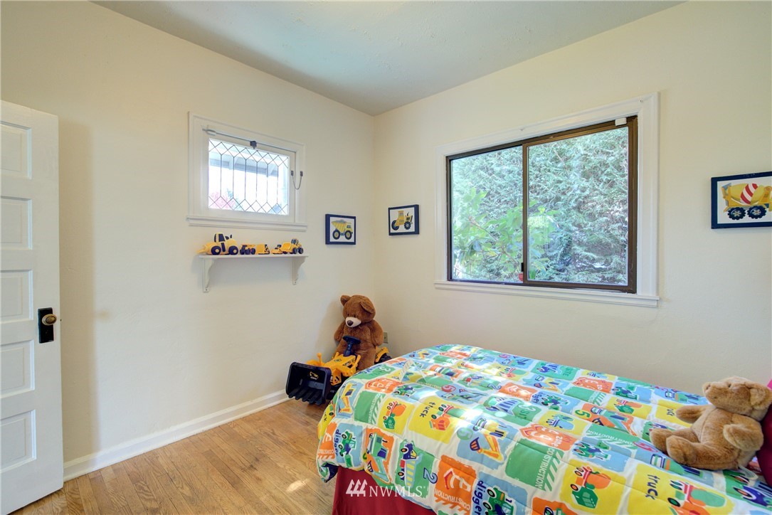 339 Meadow Avenue North Renton, WA 98057 - Photo 15 of 23 Gallery Image 15