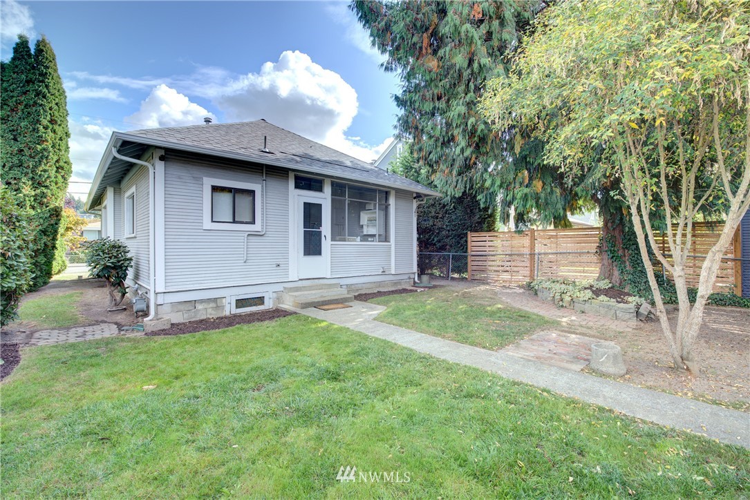 339 Meadow Avenue North Renton, WA 98057 - Photo 22 of 23 Gallery Image 22