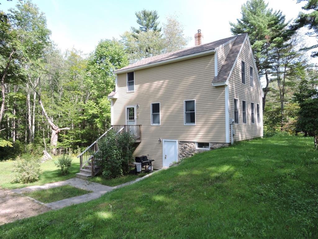 289 Mountain Road Cape Neddick, ME 03902 - Photo 3 of 27 Photo
