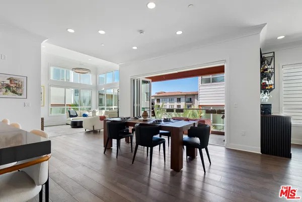 $10,000 | 12491 Osprey Lane, Unit 3, Playa Vista, CA 90094