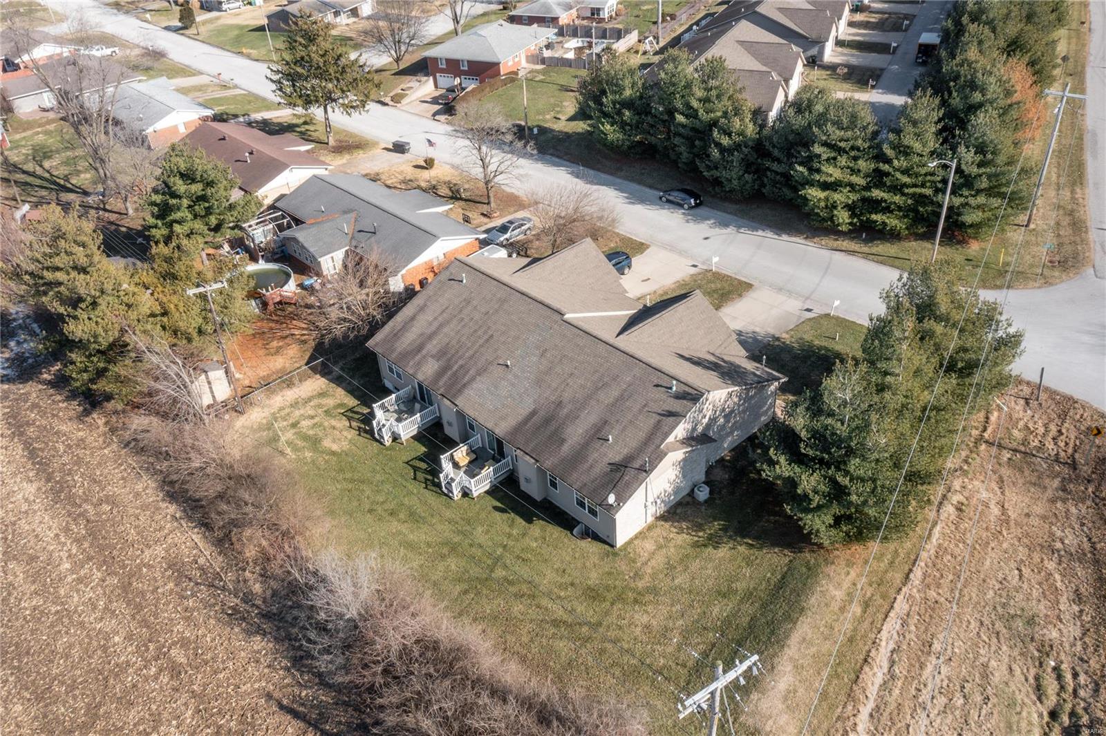 424 Aaron Drive Belleville, IL 62220 - Photo 9 of 30