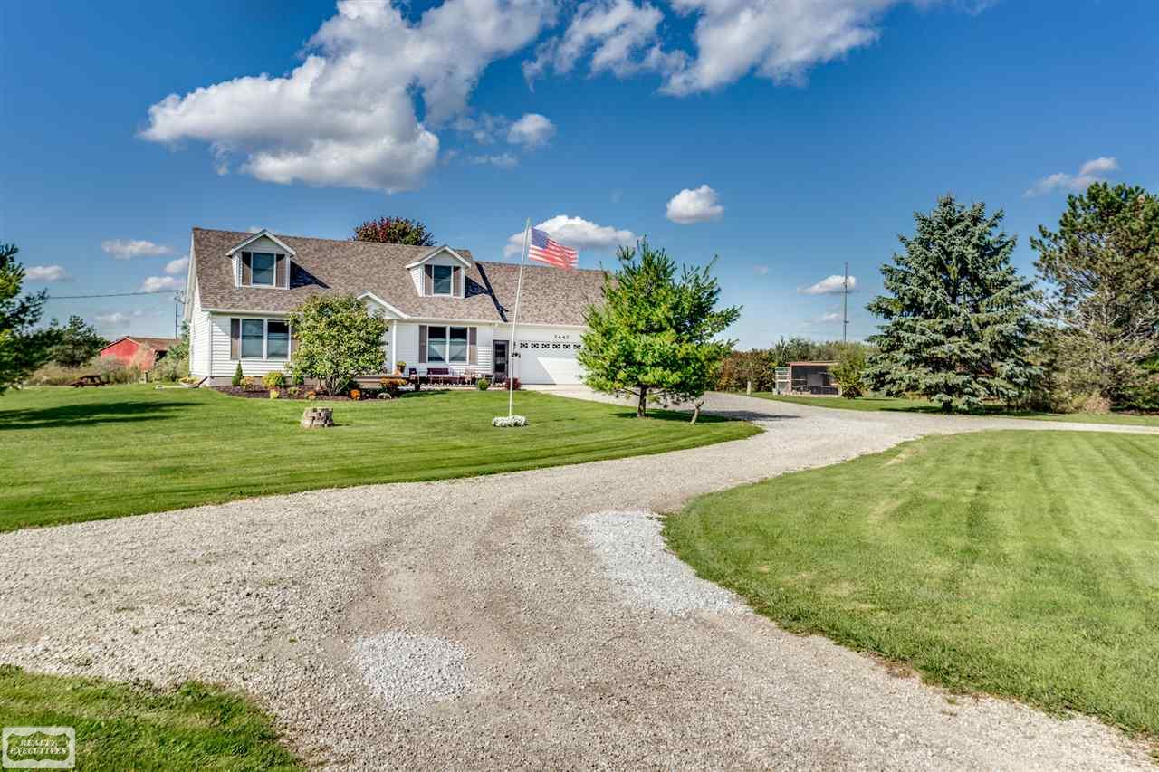 7447 Gibbons Road Jeddo, MI 48032 - Photo 4 of 50