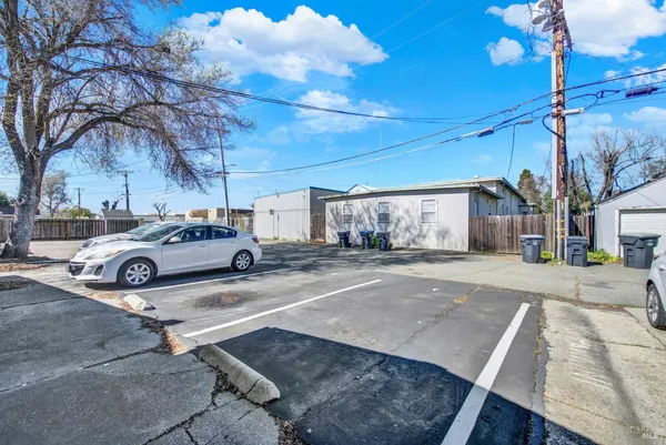 $875,000 | 724 Delaware Street, Fairfield, CA 94533
