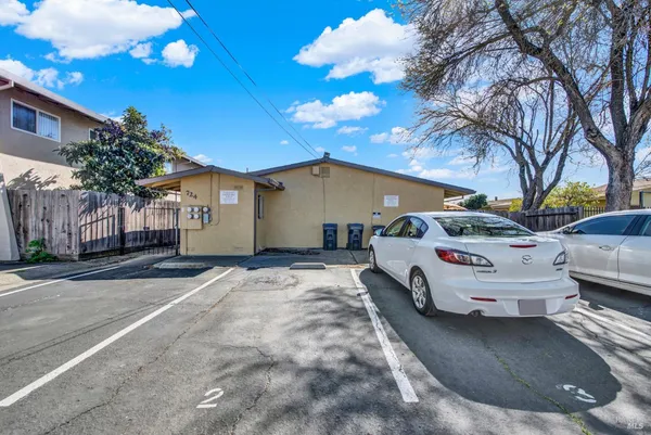 $875,000 | 724 Delaware Street, Fairfield, CA 94533