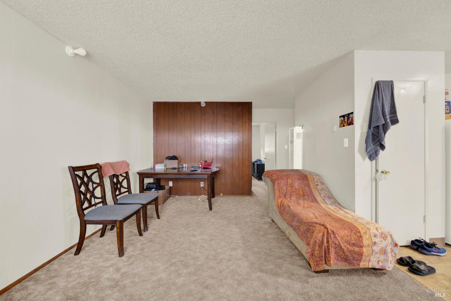 724 Delaware Street Fairfield, CA 94533 - Photo 7 of 33