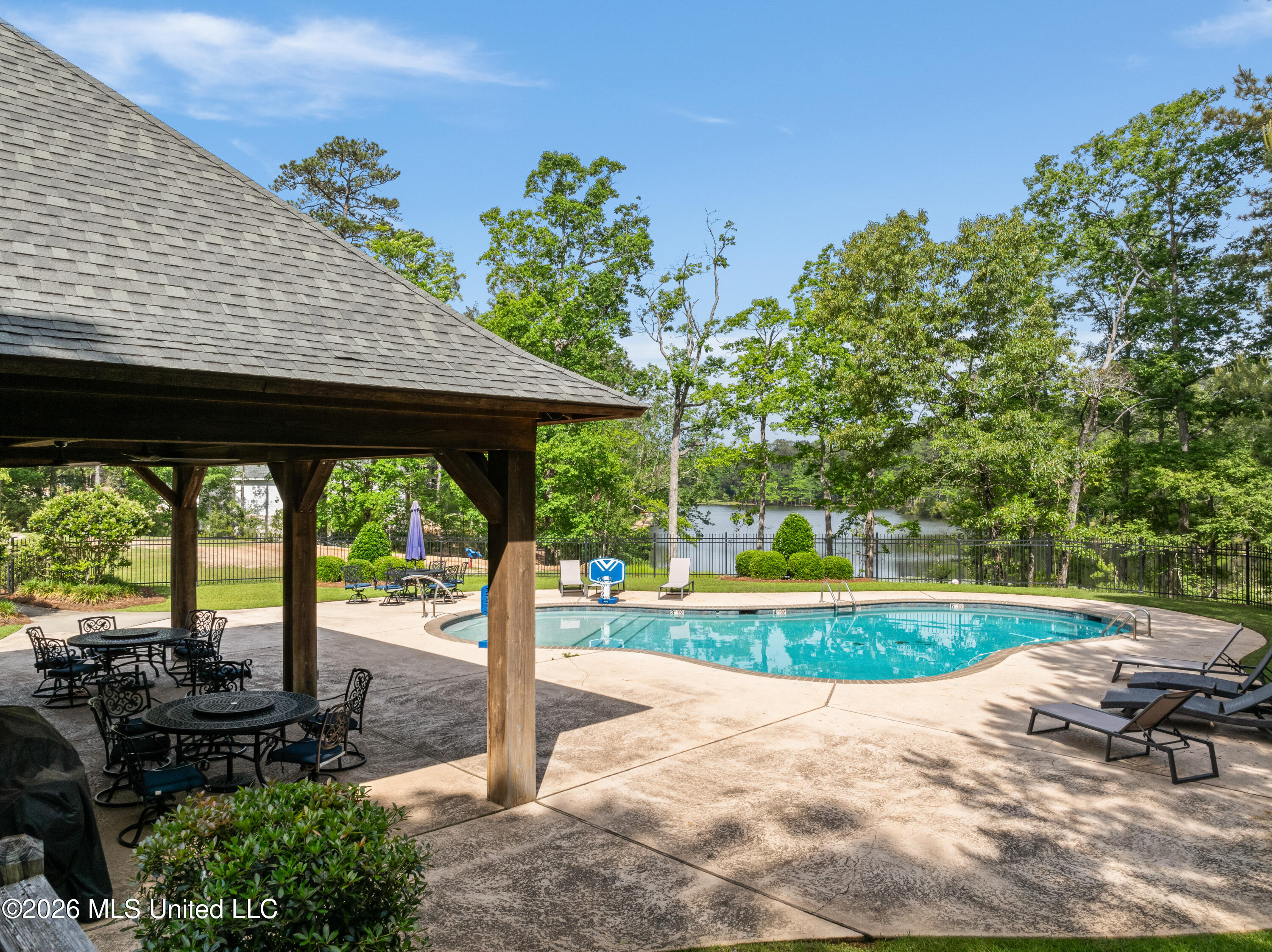 202 Tallulah Ridge Hattiesburg, MS 39402 - Photo 78 of 84 Backwater_Pool4