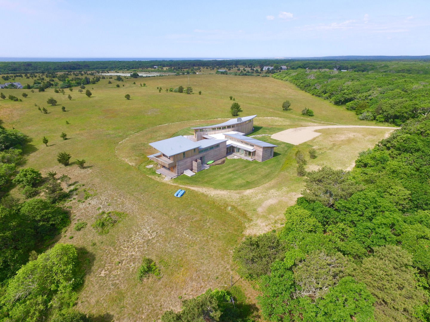657 Scrubby Neck Road West Tisbury, MA 02568 - Photo 2 of 25 Gallery Image 2