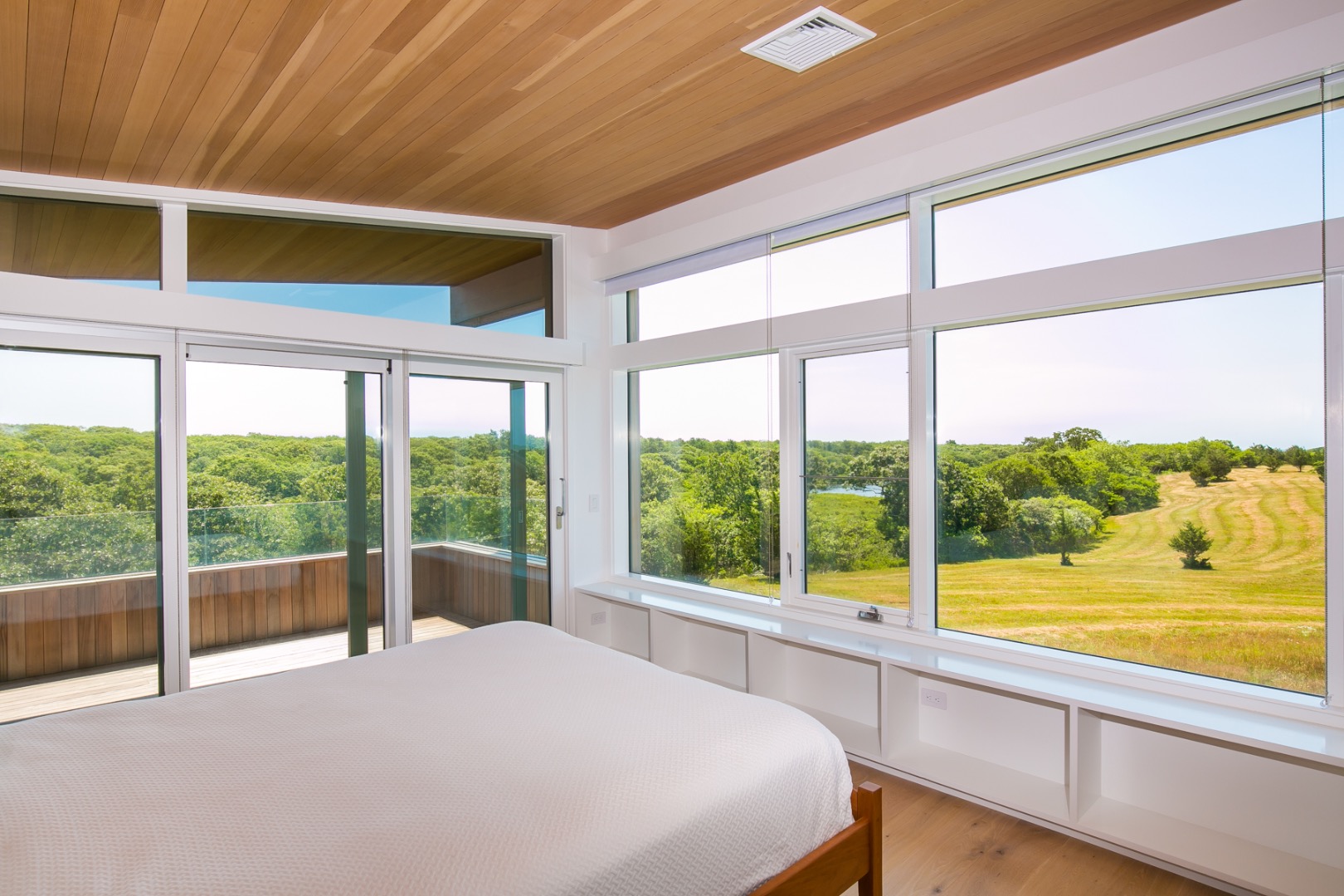 657 Scrubby Neck Road West Tisbury, MA 02568 - Photo 21 of 25 Gallery Image 21