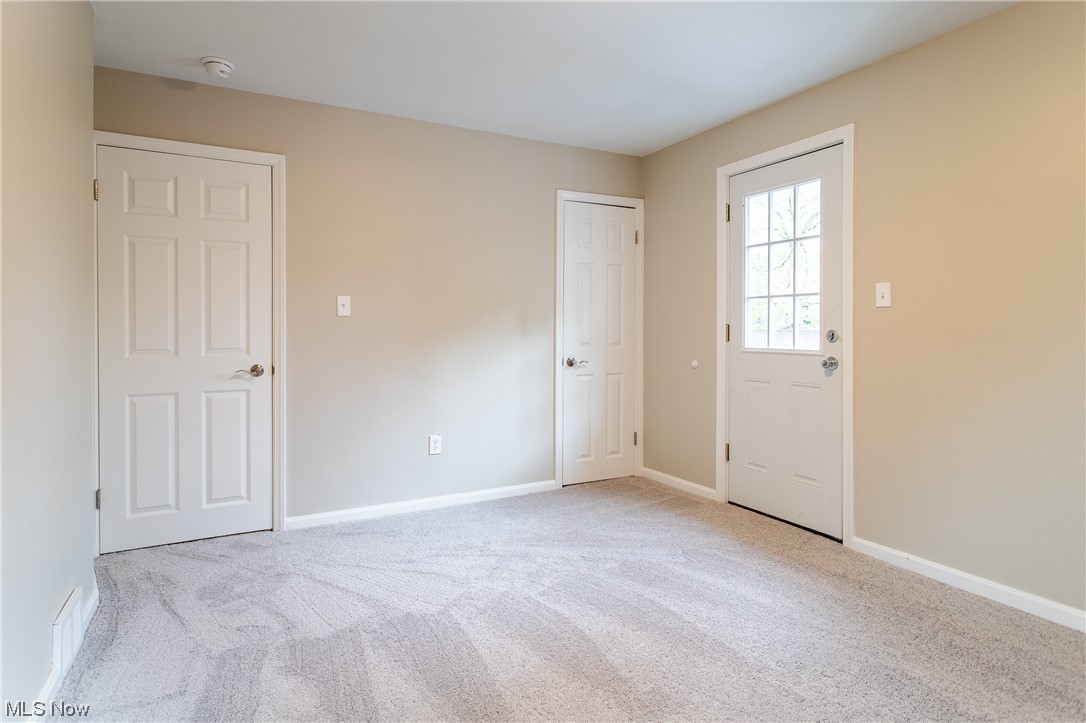 3910 Faversham Road Cleveland, OH 44118 - Photo 20 of 35 Gallery Image 20