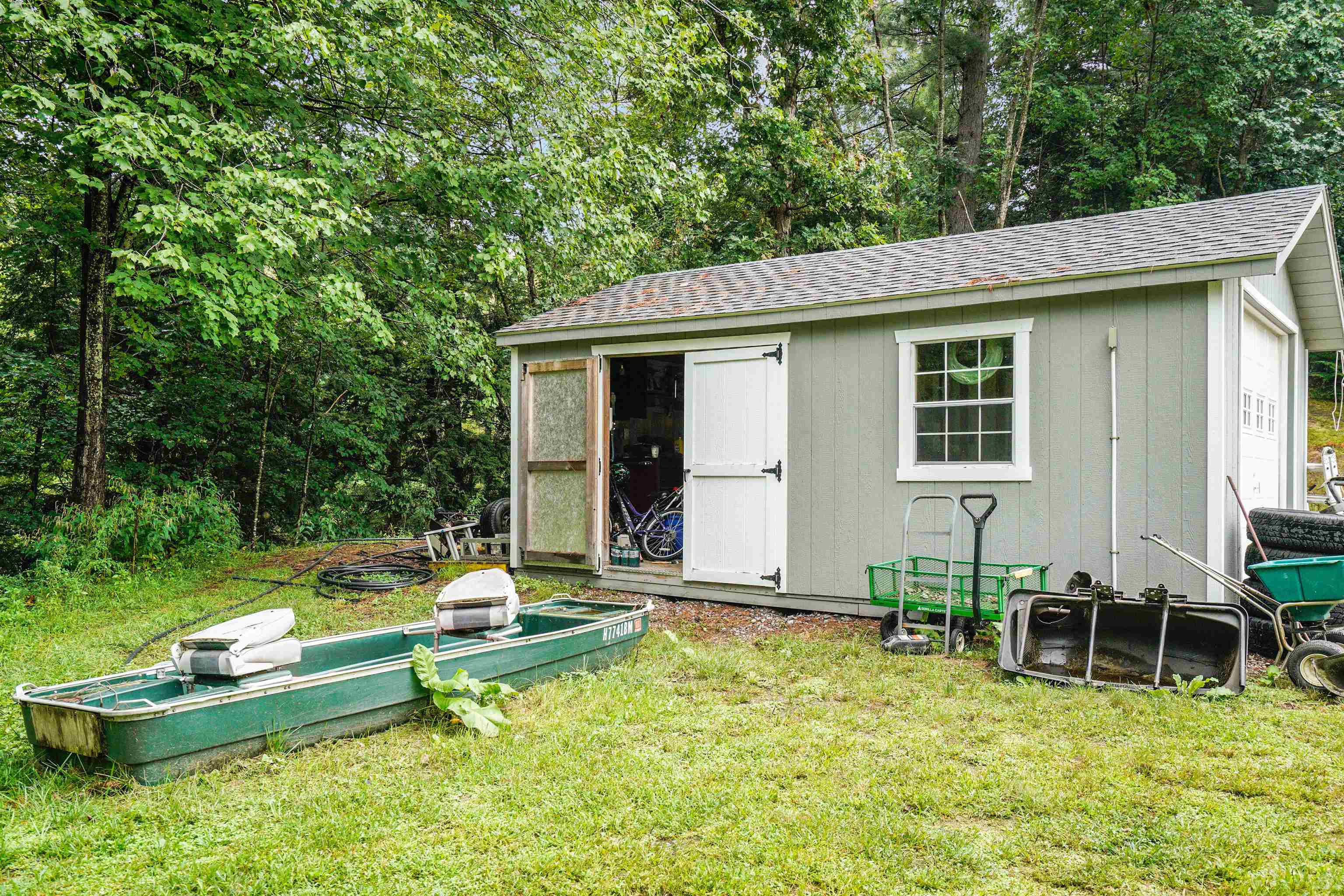6 Muscatanipus Road Brookline, NH 03033 - Photo 27 of 40