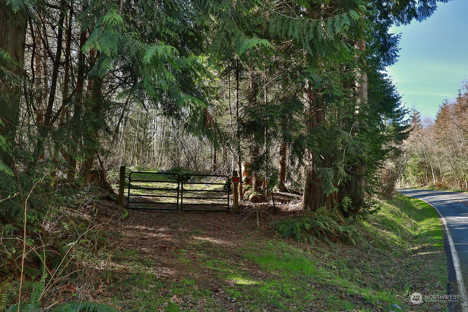 -xxx Heggeness Road Clinton, WA 98236 - Photo 1 of 10 Gallery Image 1