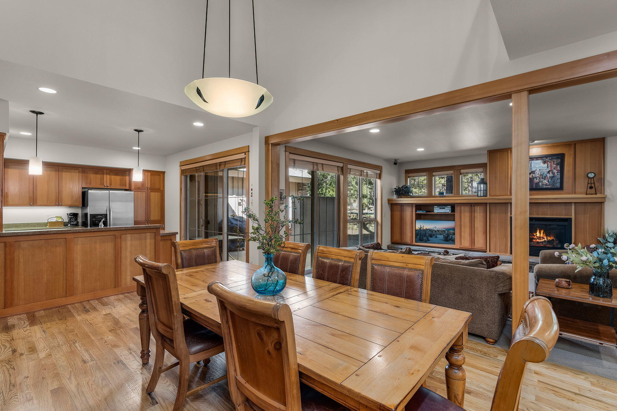 57124 Evergreen Loop, Unit 33 Sunriver, OR 97707 - Photo 5 of 37 4 2025_04_16_57124_evergreen_loop_sunriv