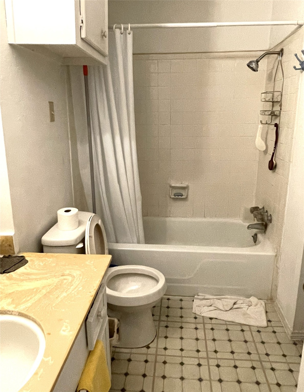 8200 Broadway Street, Unit 806S Houston, TX 77061 - Photo 6 of 10 a bathroom with a sink toilet and shower
