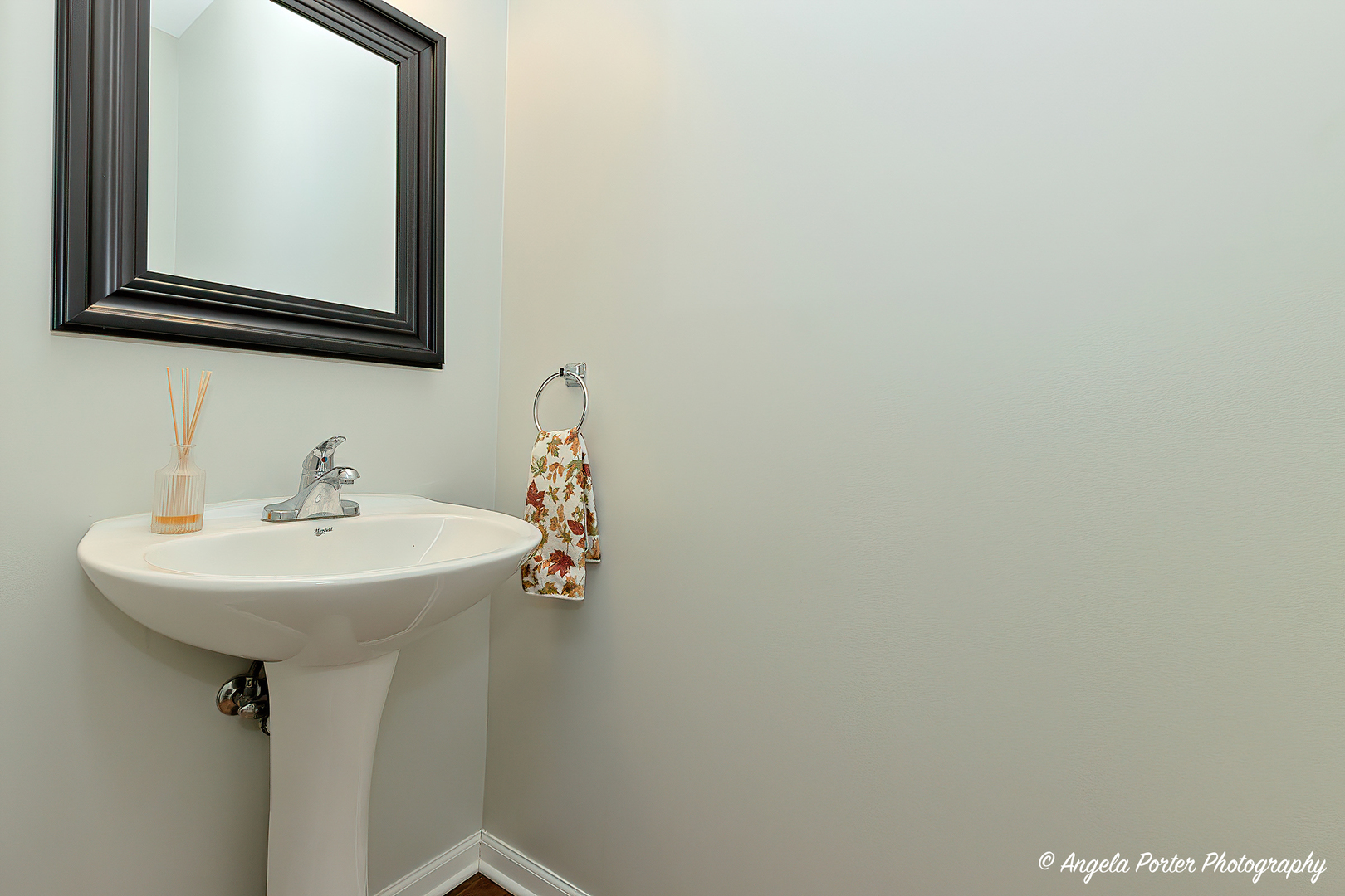 360 Tower Drive Hainesville, IL 60030 - Photo 11 of 22 a bathroom with a sink a mirror and a toilet