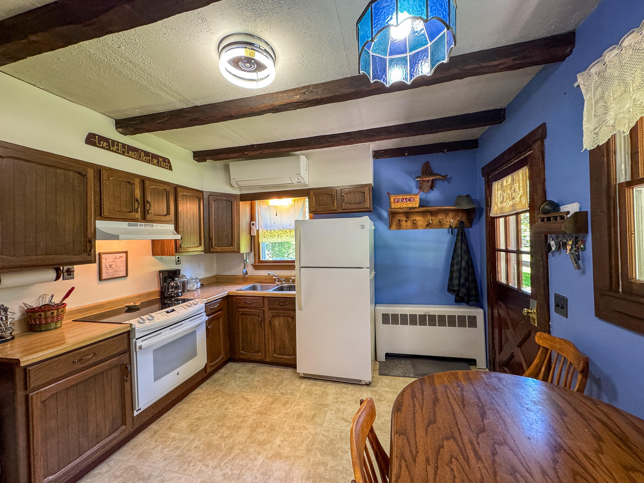 48 River Road Mattawamkeag, ME 04459 - Photo 10 of 35 9