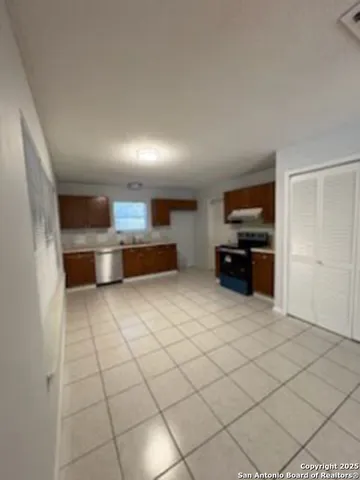 $1,525 | 5922 Lakedale Street, San Antonio, TX 78222