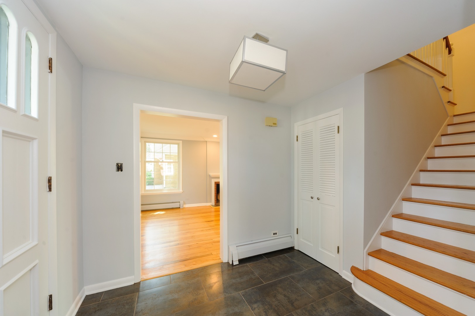 706 Juniper Road Glenview, IL 60025 - Photo 2 of 8