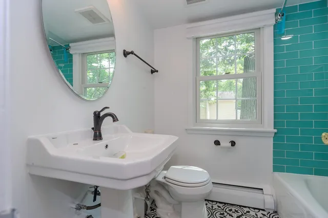 $4,900 | 706 Juniper Road, Glenview, IL 60025