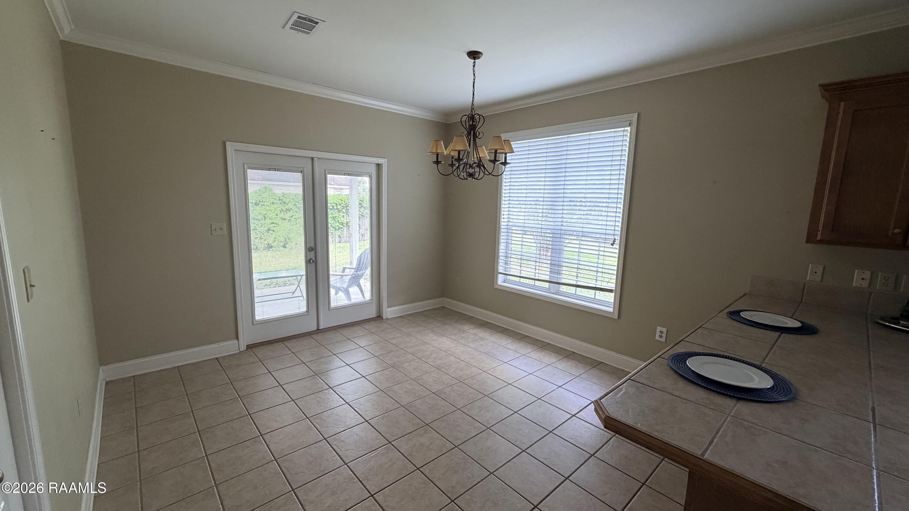 211 Federal Street Lafayette, LA 70506 - Photo 5 of 14 IMG_6222