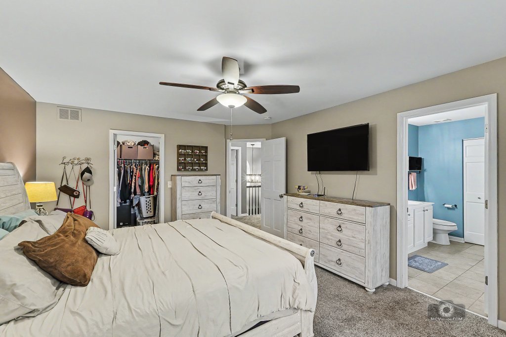 437 Raintree Drive Oswego, IL 60543 - Photo 16 of 49 Gallery Image 16
