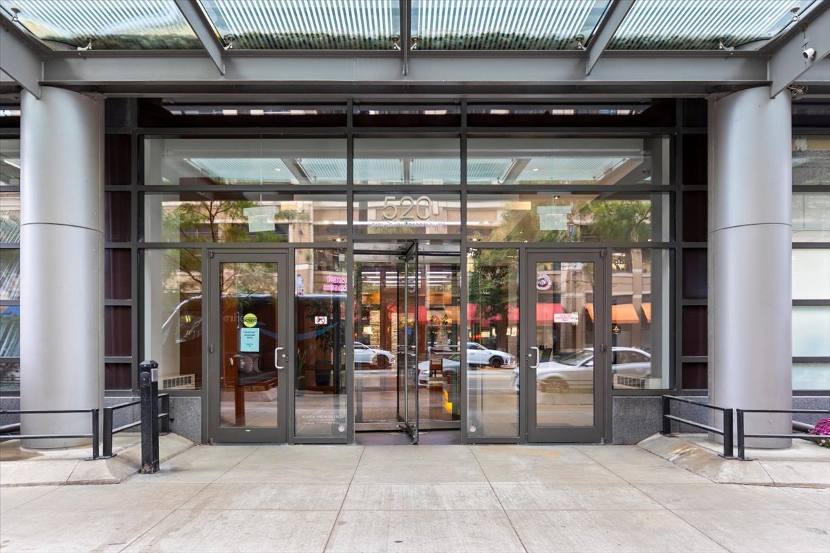 520 South State Street, Unit 710 Chicago, IL 60605 - Photo 1 of 29