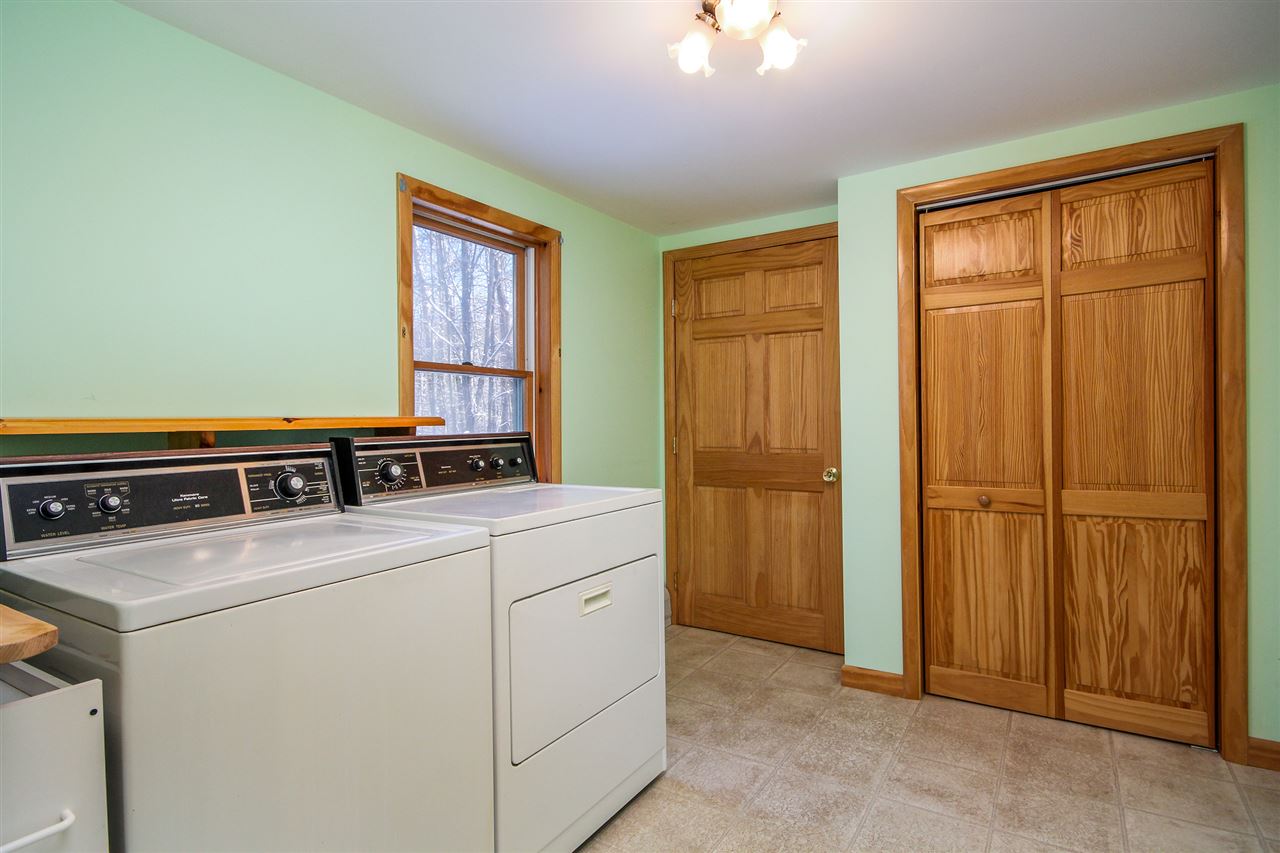 293 Colchester Road Essex, VT 05452 - Photo 9 of 28 Gallery Image 9