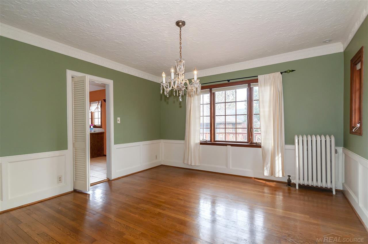 814 Barrington Road Grosse Pointe Park, MI 48230 - Photo 10 of 32