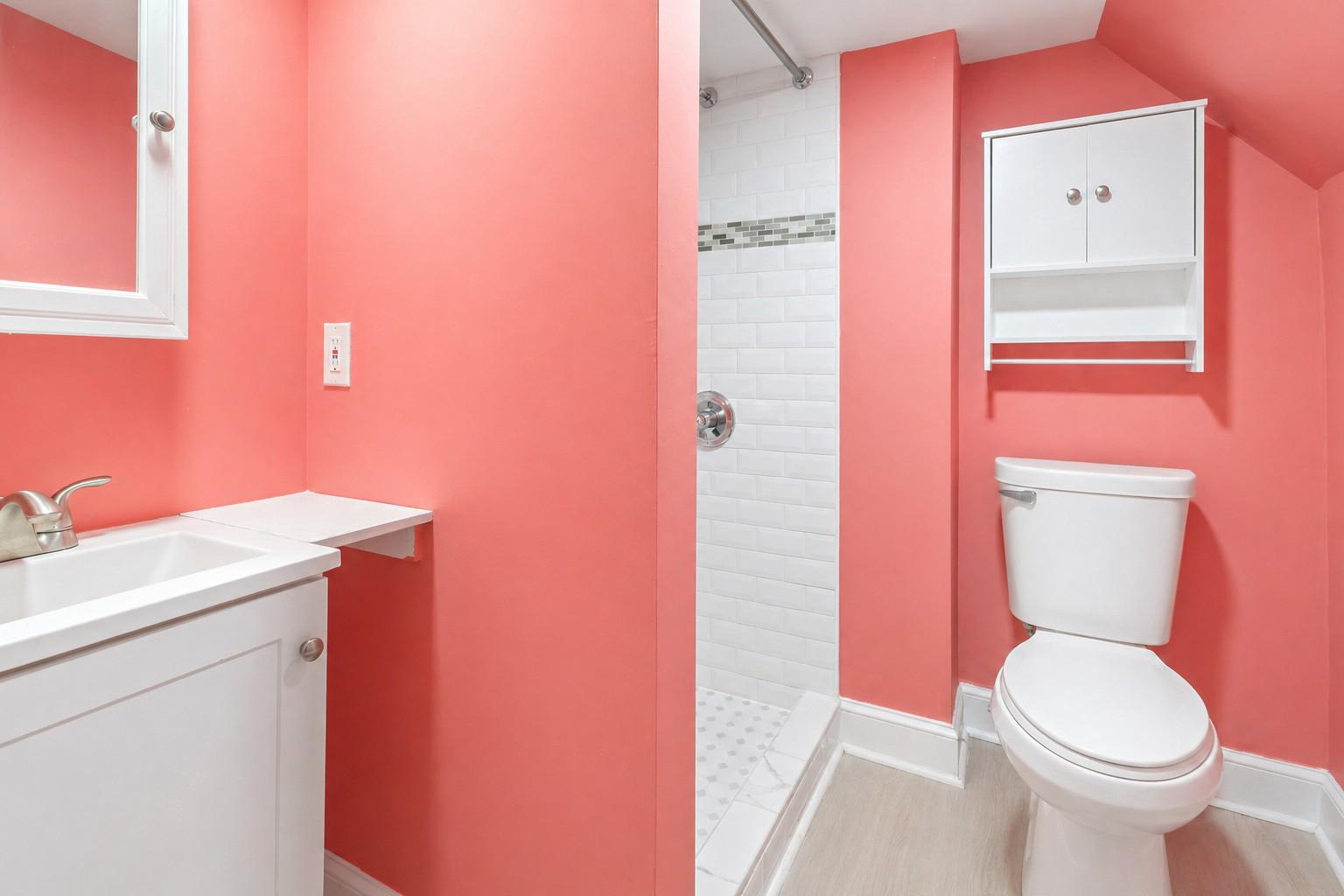 7487 Berkshire Road Baltimore, MD 21224 - Photo 16 of 17 Bathroom #2
