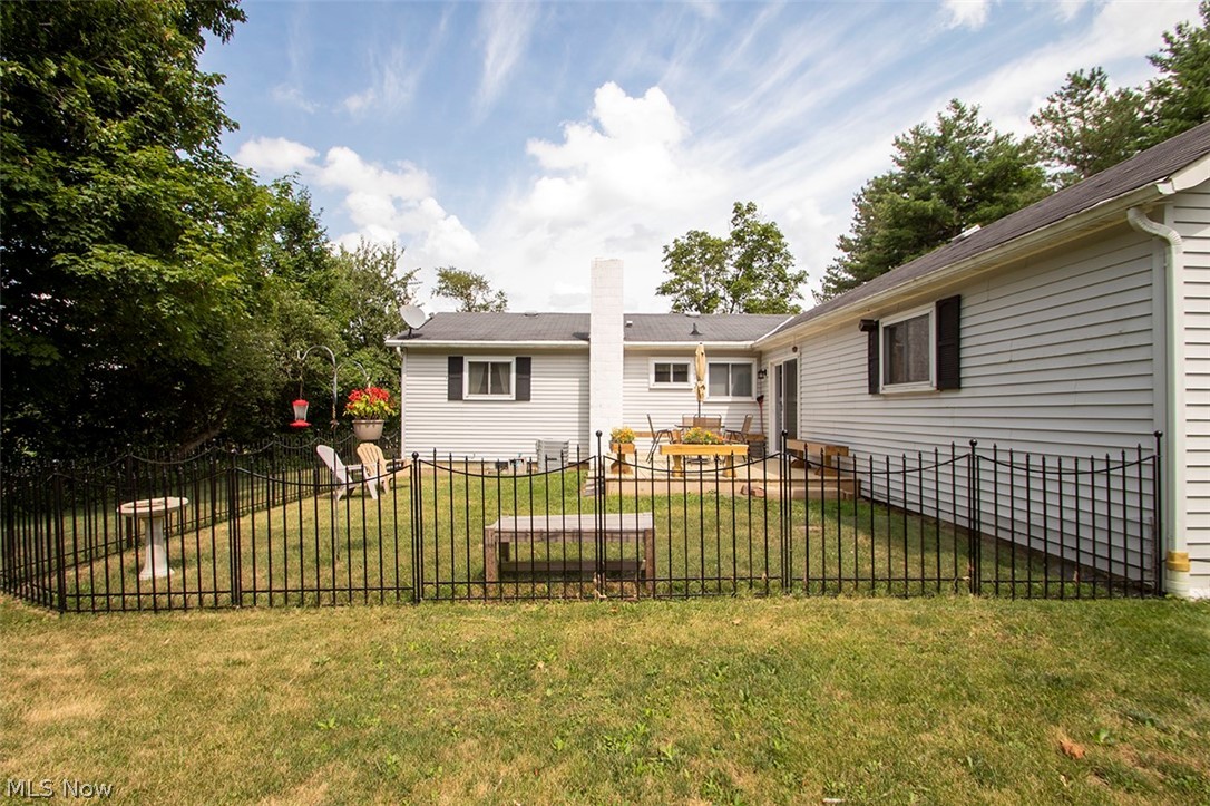 5248 Lance Road Medina, OH 44256 - Photo 28 of 35 Gallery Image 28