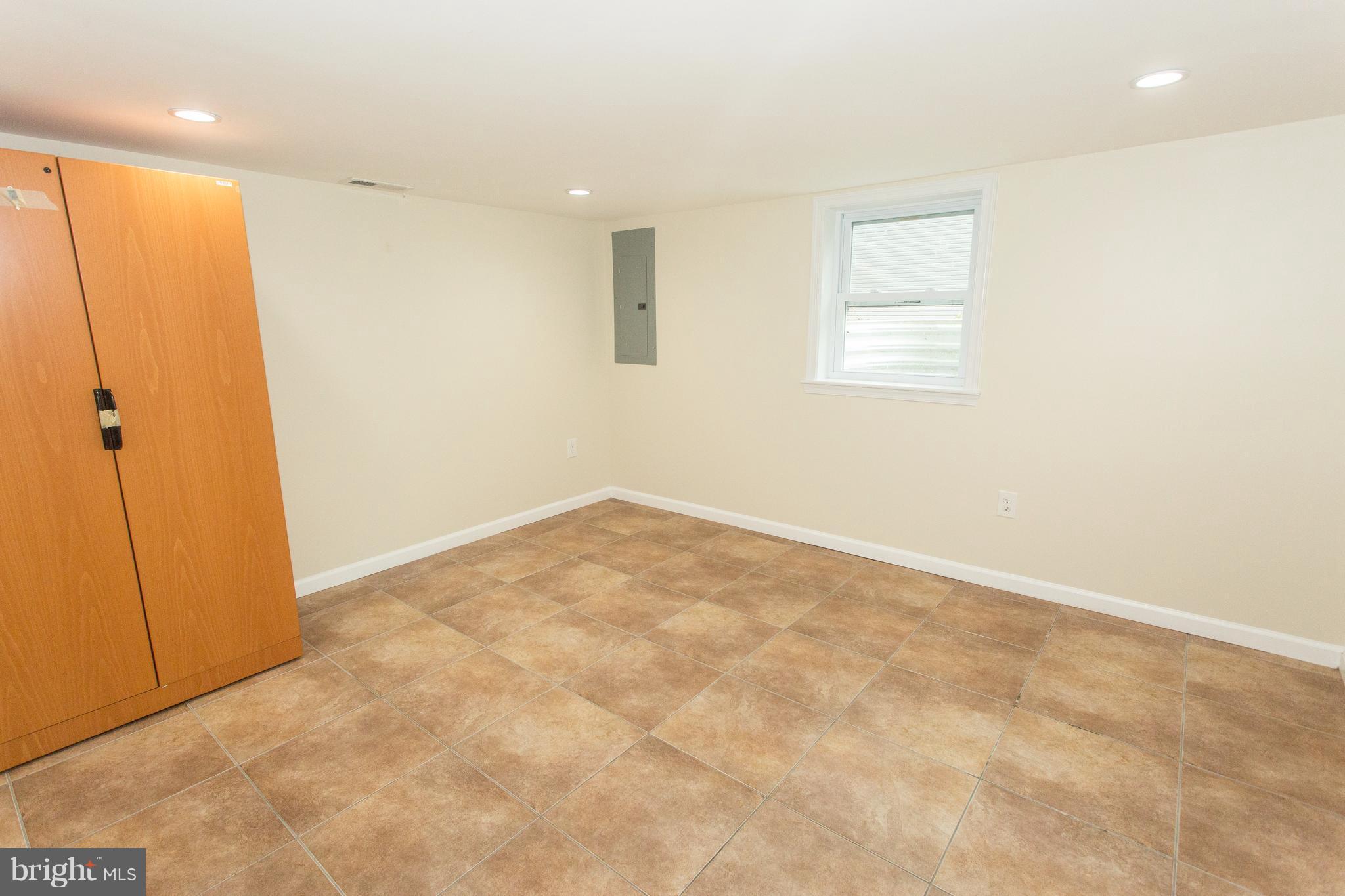 8222 Frye Road Alexandria, VA 22309 - Photo 16 of 27 Bedroom in basement