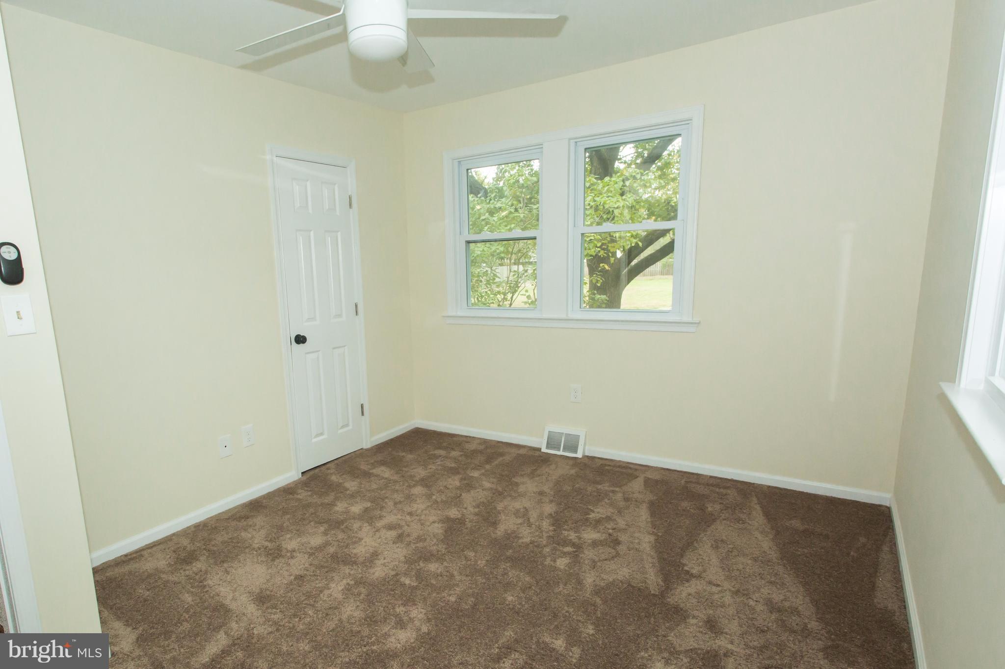 8222 Frye Road Alexandria, VA 22309 - Photo 9 of 27 Bedroom 2 on main level - new carpets