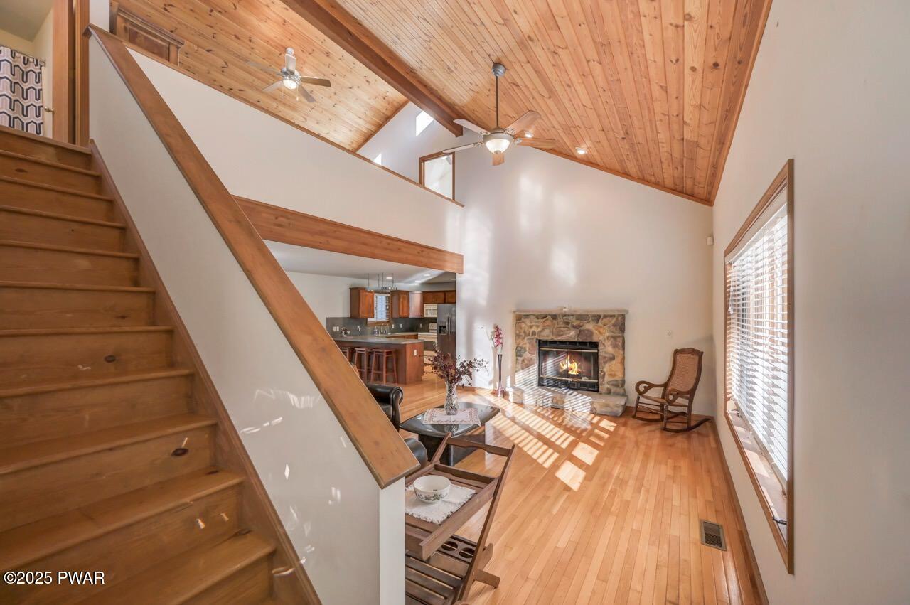 2124 Oaktree Lane Bushkill, PA 18324 - Photo 34 of 53