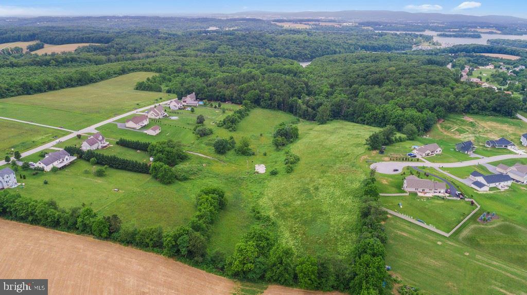 4108 Landis Road Hanover, PA 17331 - Photo 4 of 15 Gallery Image 4