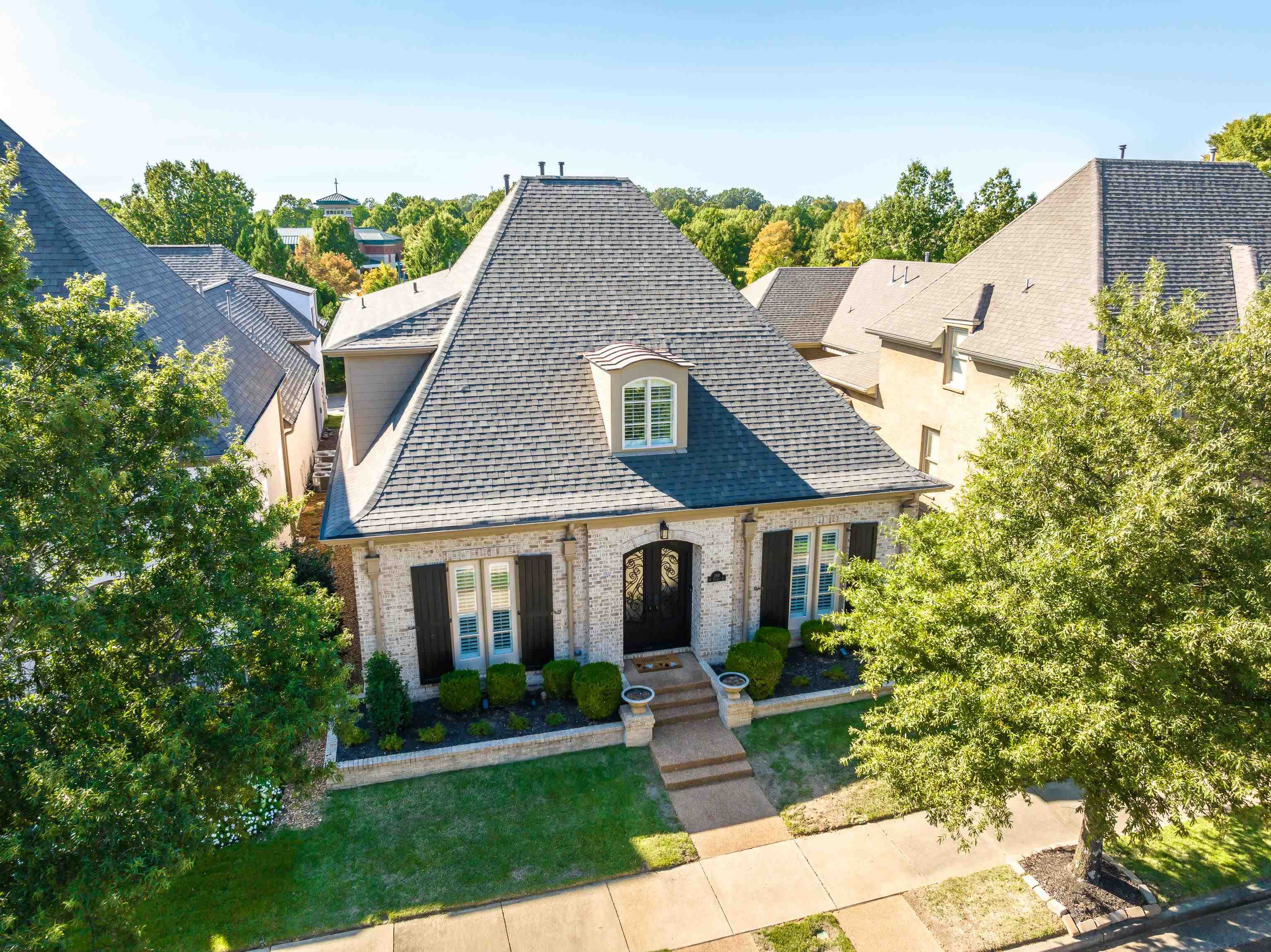 289 Colbert Street West Collierville, TN 38017 - Photo 3 of 38 French country style house featuring a front yard