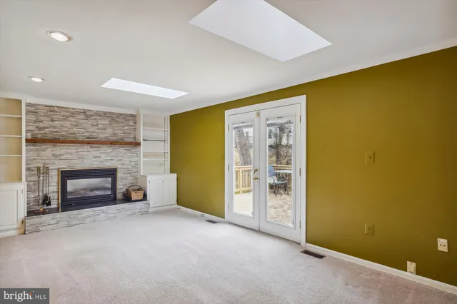 a view of a livingroom with a fireplace