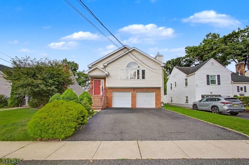 453 Huntington Road Union, NJ 07083 - Photo 2 of 28