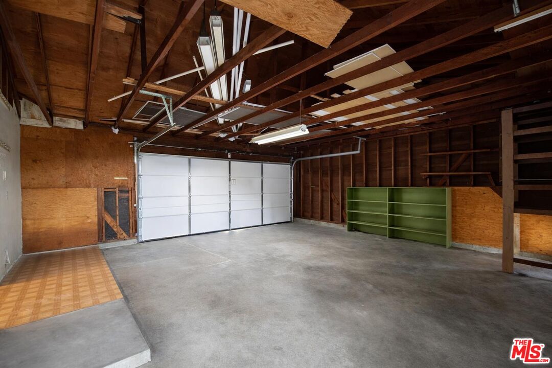 26026 Adamor Road Calabasas, CA 91302 - Photo 41 of 42 Gallery Image 41