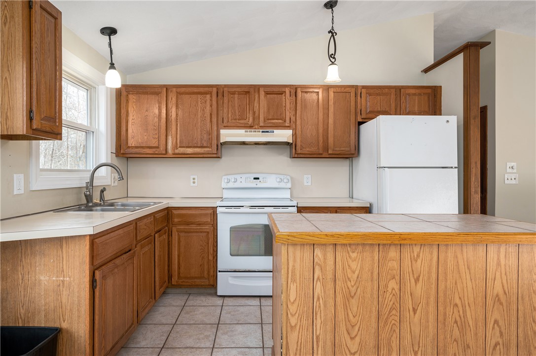 999 Wallum Lake Road Burrillville, RI 02859 - Photo 3 of 38 Gallery Image 3