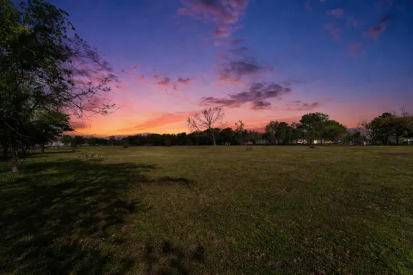 $925,000 | 6814 Avenue O, Santa Fe, TX 77510