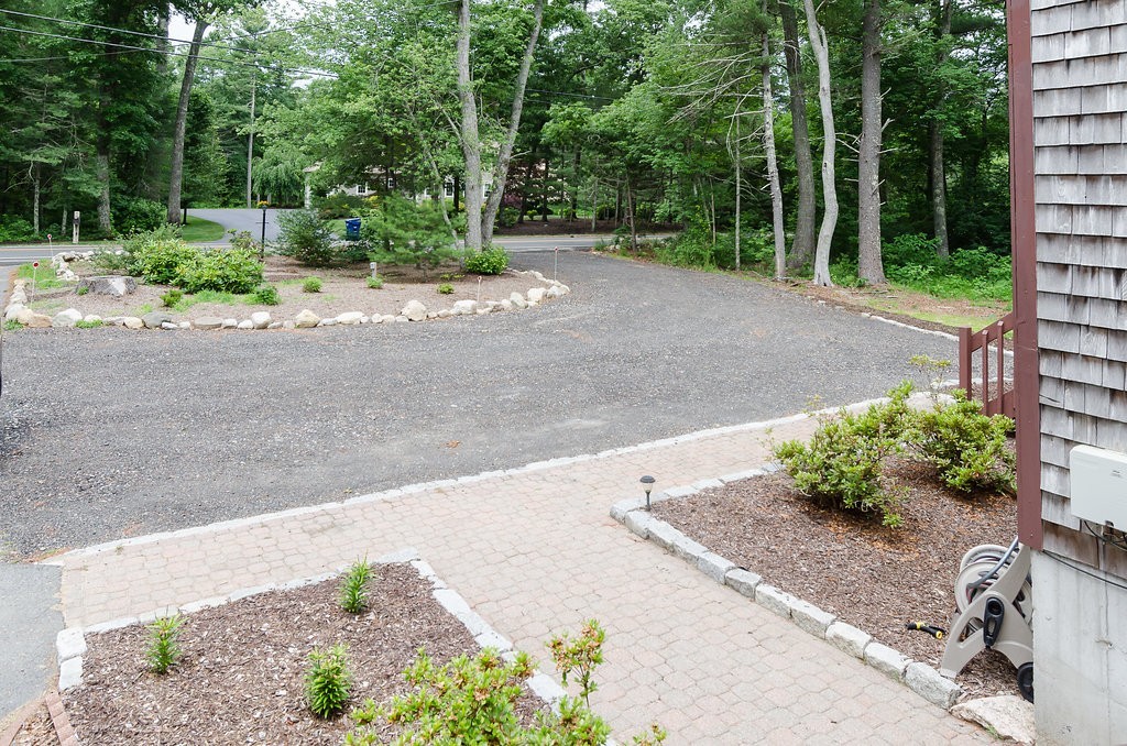 644 County Road Wareham, MA 02576 - Photo 3 of 18