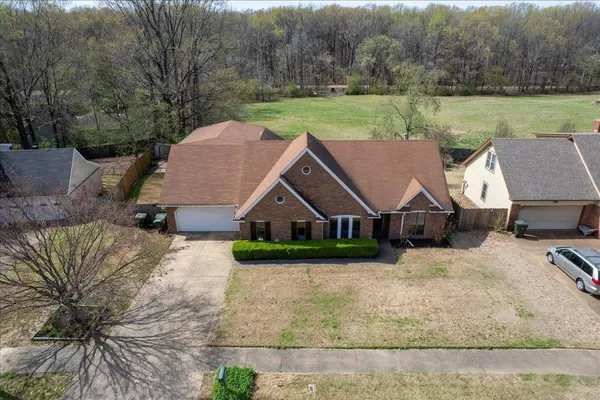 $369,000 | 3625 Whitehill Drive, Bartlett, TN 38135