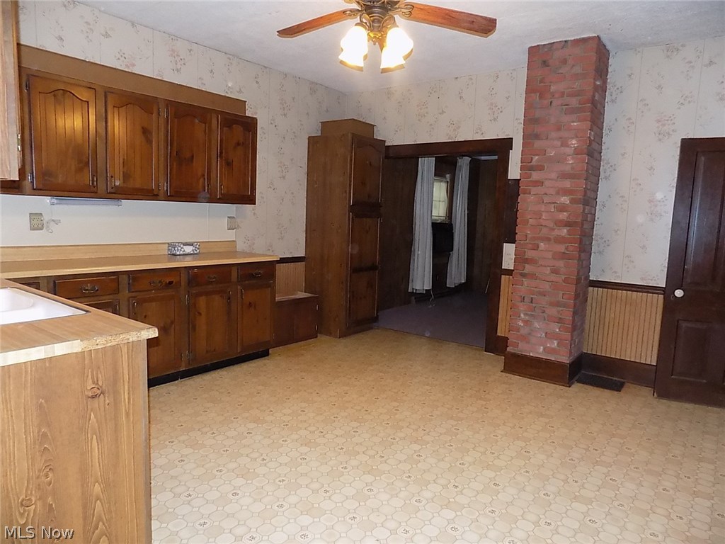4907 Ridge Avenue Southeast Canton, OH 44707 - Photo 4 of 24 Gallery Image 4