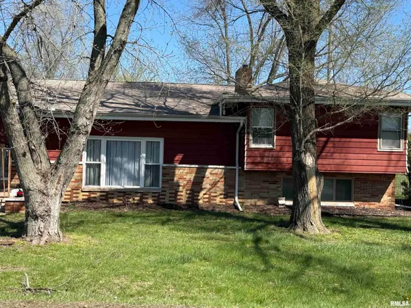 $135,000 | 103 Orr Avenue, Pekin, IL 61554