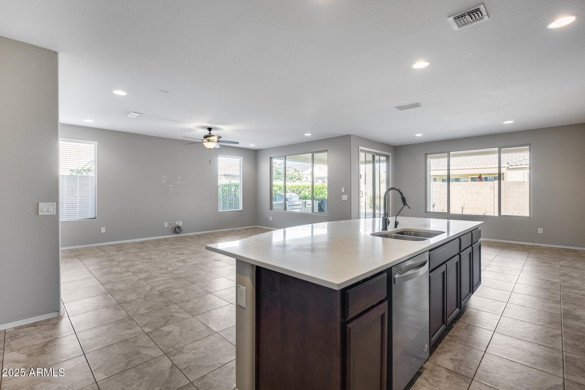 8060 West Cinder Brook Way Florence, AZ 85132 - Photo 23 of 41 20
