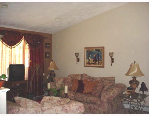 108 Peck Hill Road Johnston, RI 02919 - Photo 2 of 7 Living Room.