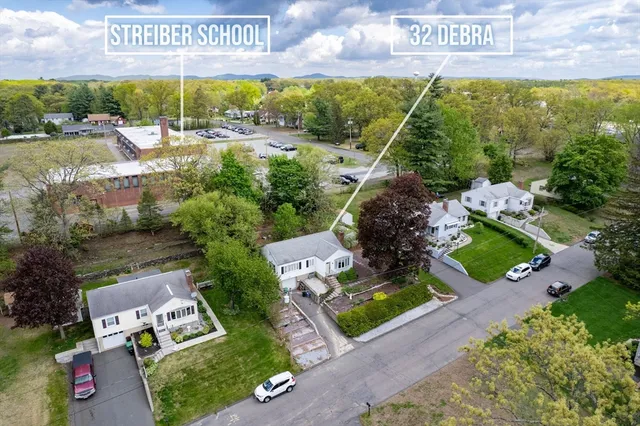 $325,000 | 32 Debra Drive, Chicopee, MA 01020