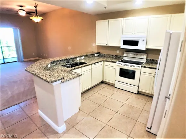 $1,645 | 13651 Julias Way, Unit 1426, Fort Myers, FL 33919